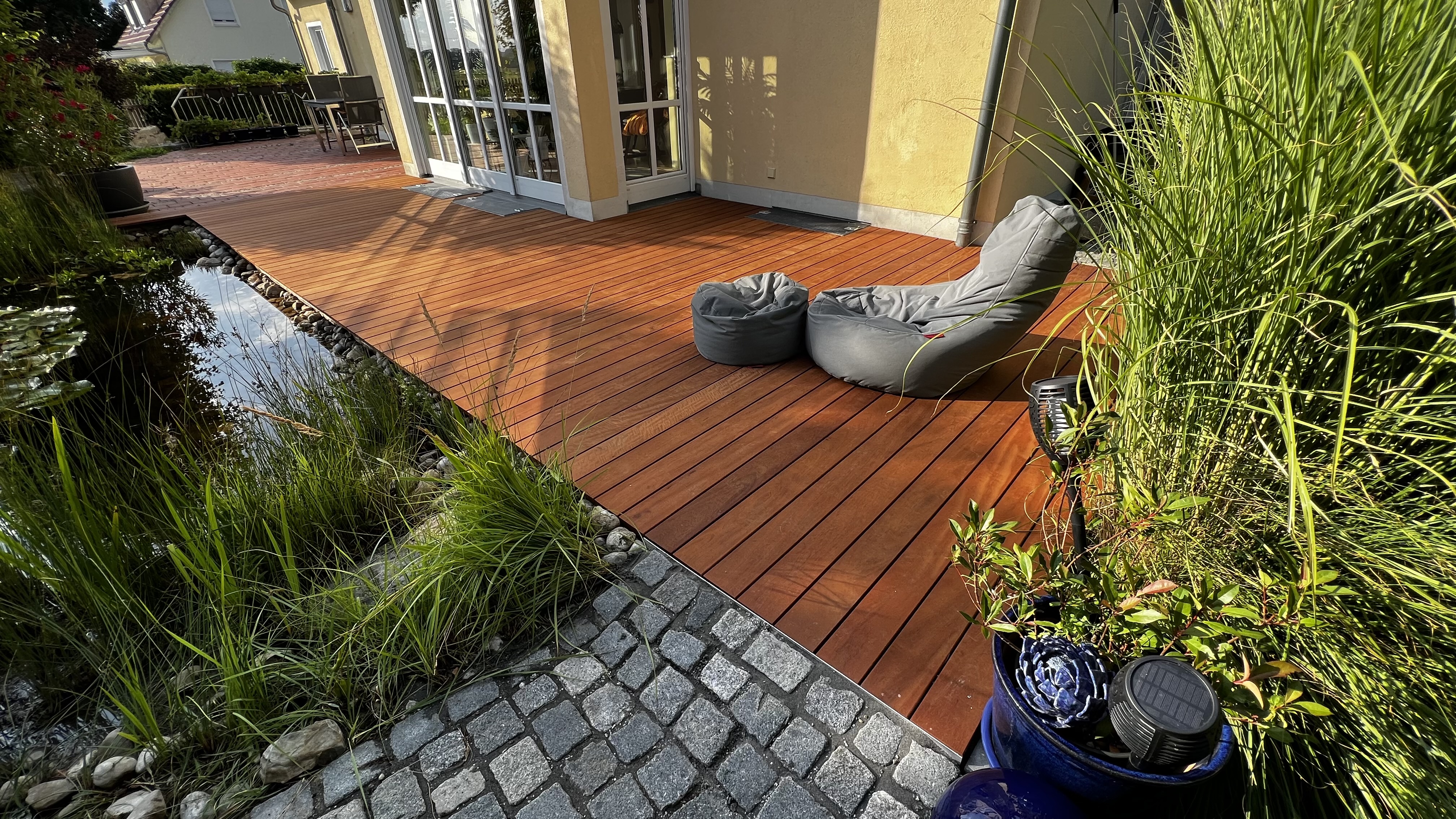 Tamarindo Terrasse in Erdweg