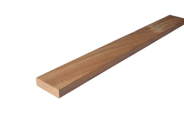 Artikel: Massaranduba KD Profilmaß: 43x95 mm sägerauh