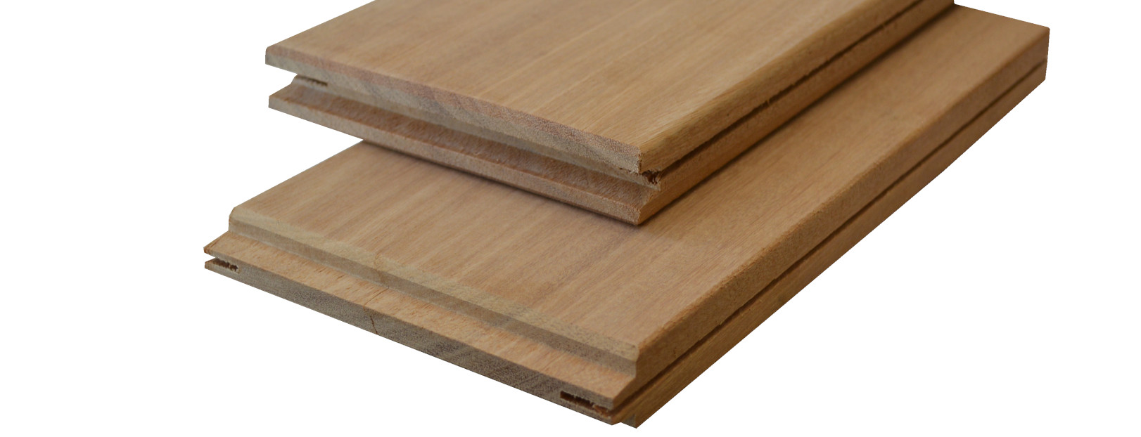 Sofortholz Terrassensystem mit seitlichen Nuten und Stoßverbindung Keilnut