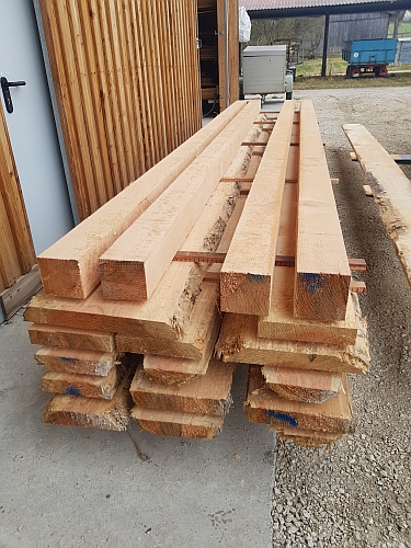 Unser Holz bei der Verarbeitung im Sägewerk